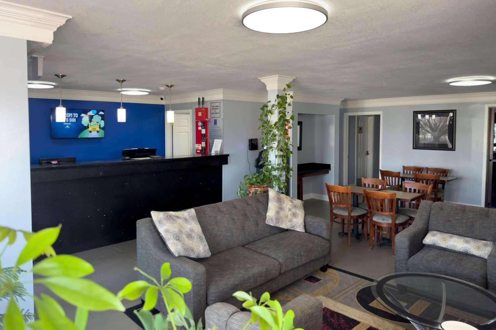Days Inn By Wyndham Gonzales Eksteriør bilde
